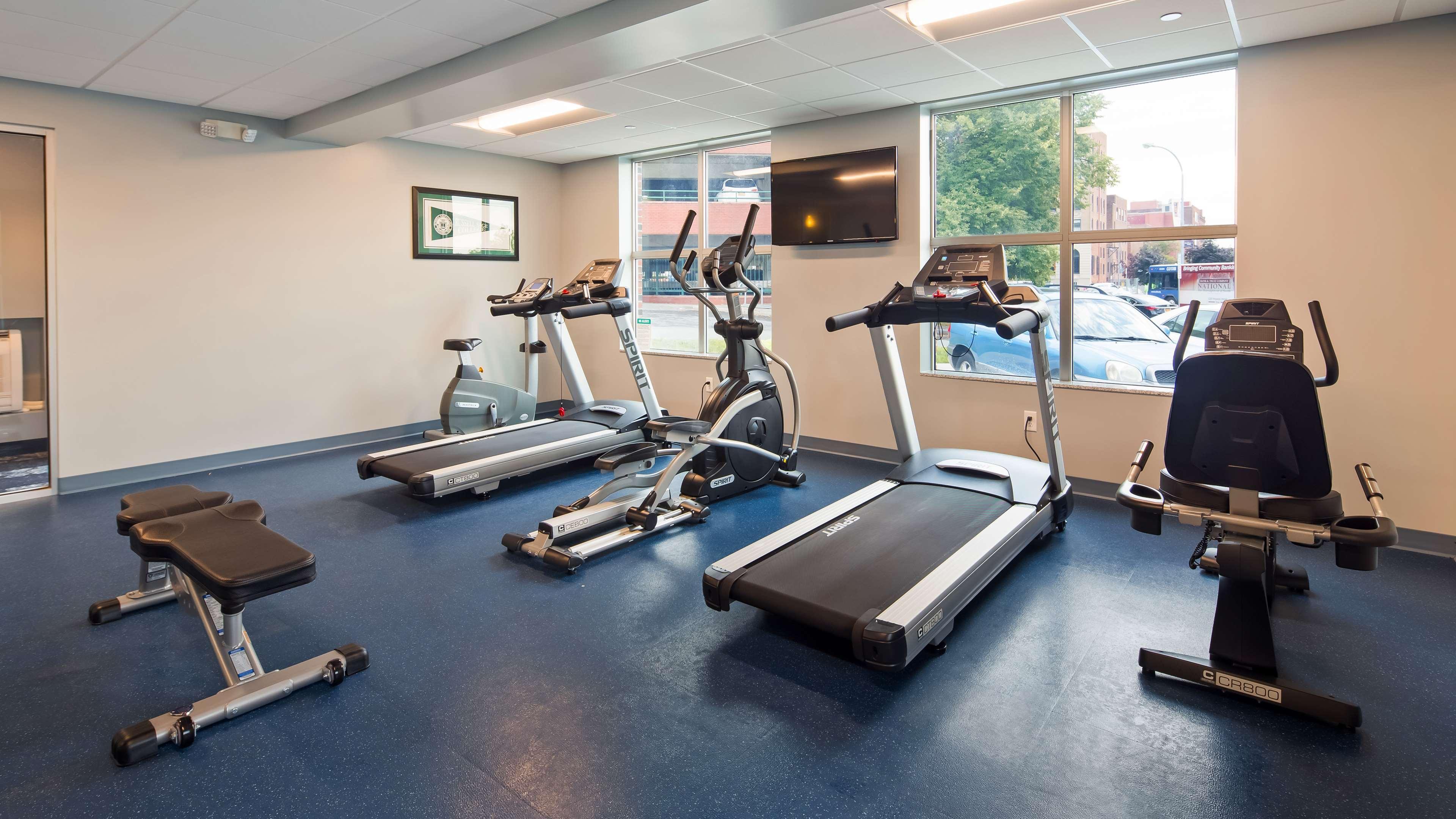 Best Western Plus Franklin Square Inn Трой Экстерьер фото