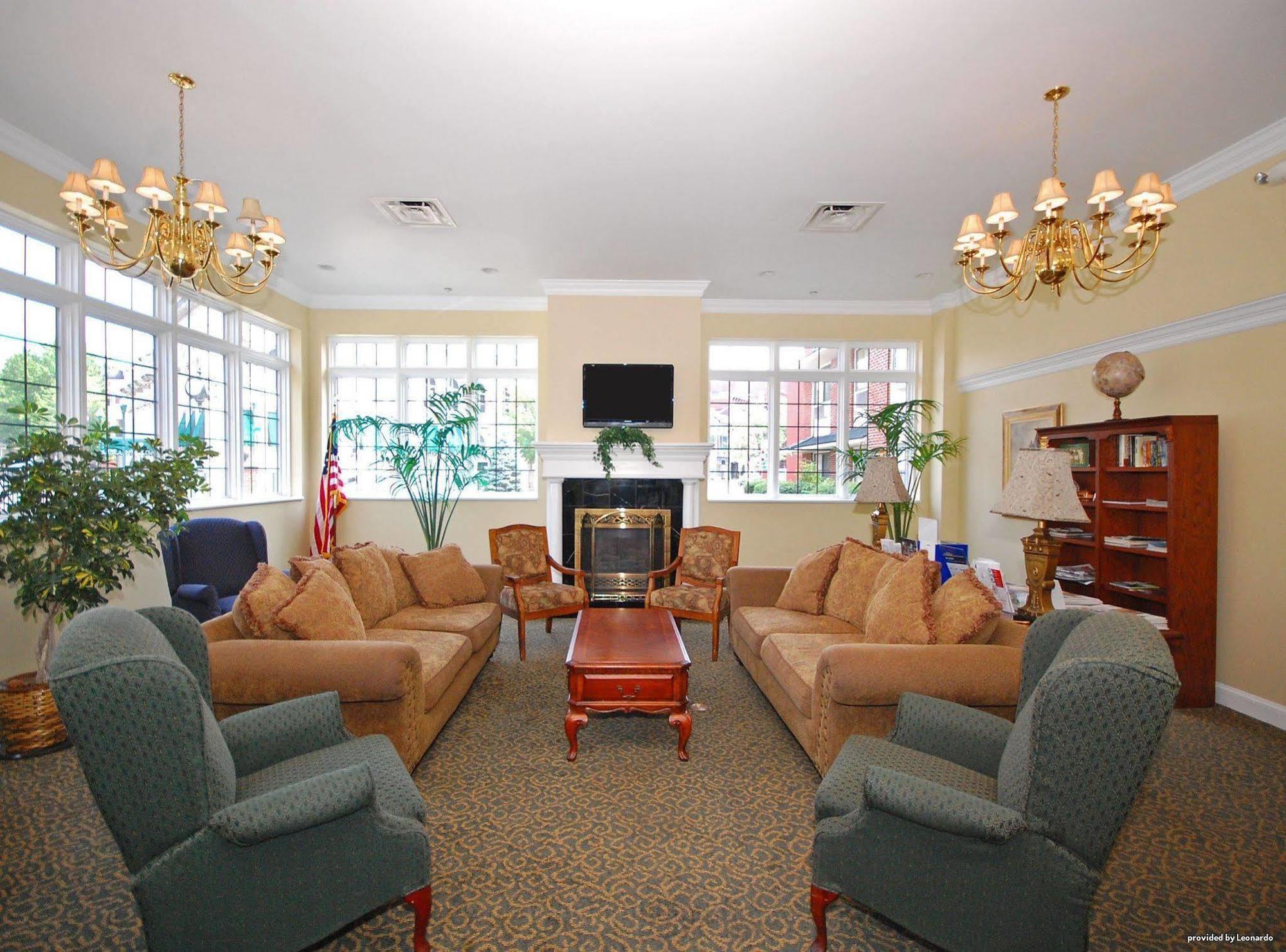Best Western Plus Franklin Square Inn Трой Интерьер фото
